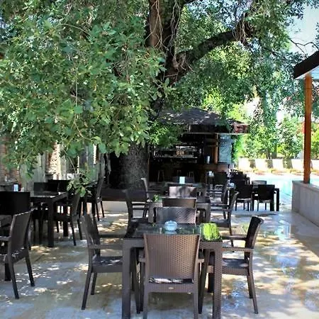 Mese Hotel *